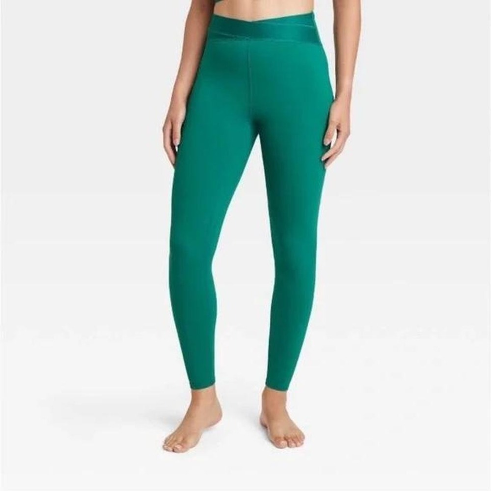 JoyLab Green High Rise Leggings Women's Size Medium Cross Front Target Workout‎